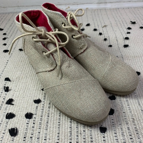 Toms Desert Wedge Tan Metallic Boot - Picture 7 of 10